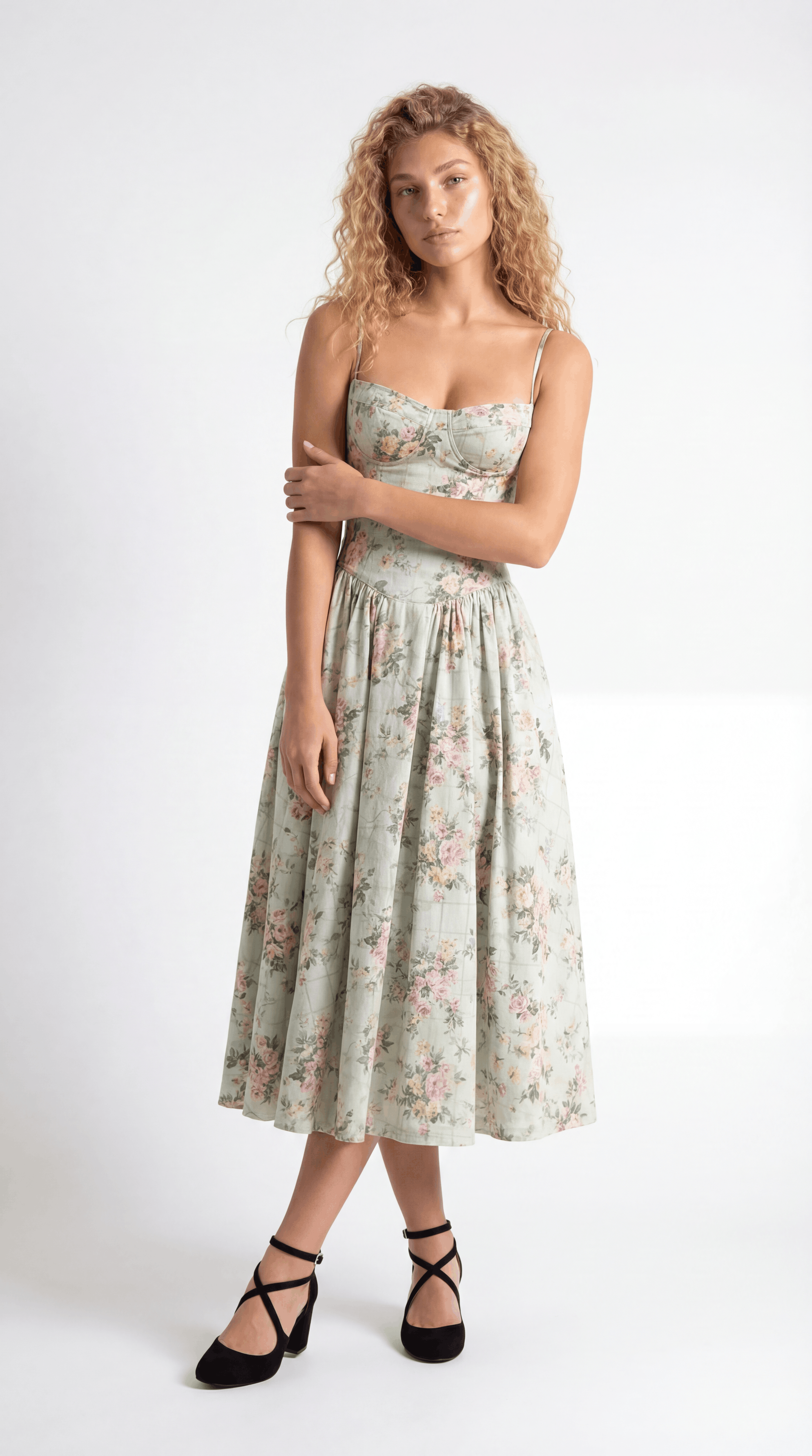 Fiona – Florales Midi Sommerkleid