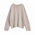 Lia – Strickpullover mit V-Ausschnitt